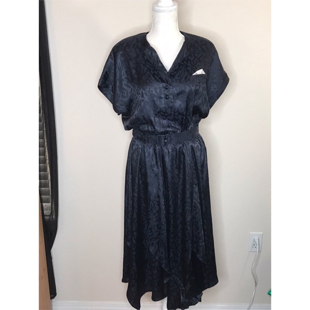 Vintage satin leopard print belted midi dress